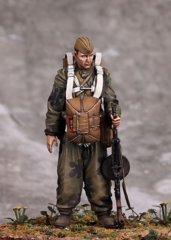 3106SOGA Ручной пулемётчик парашютист (первый номер) РККА. 1941 г. SOGA Miniatures