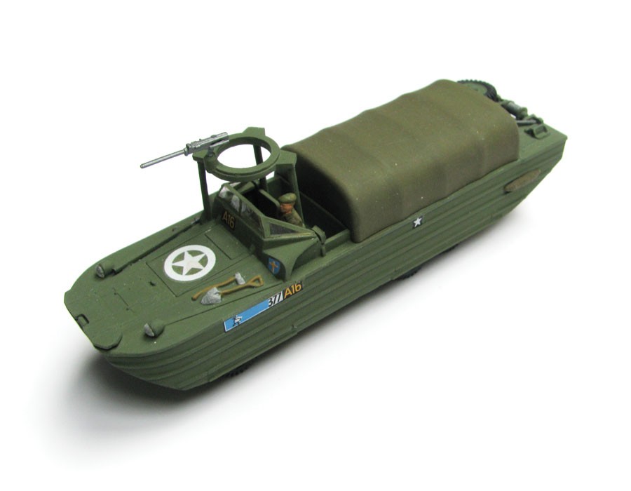 A02316V Сборная модель  автомобиля-амфибии DUKW Airfix