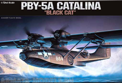 12487 Самолет  PBY-5A  Academy