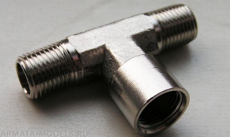 3011 Разветвитель, 1 вход (гайка), 2 выхода (штуцер)