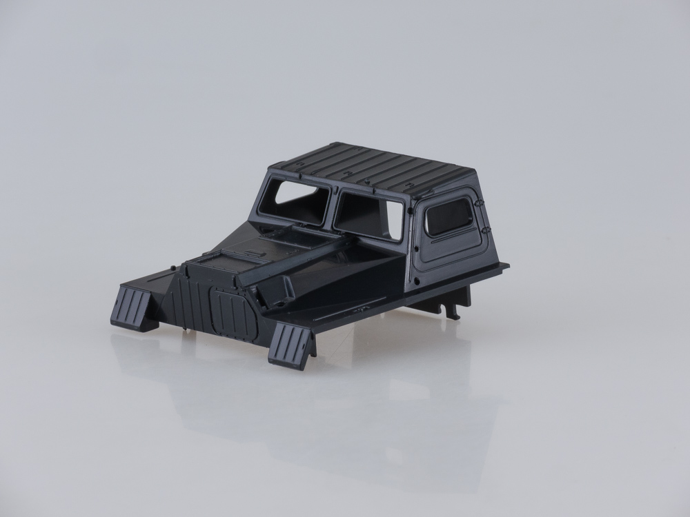 3003KIT Сборная модель Гусеничный транспортер-снегоболотоход (ГТ-С), 1954 г. AVD Models