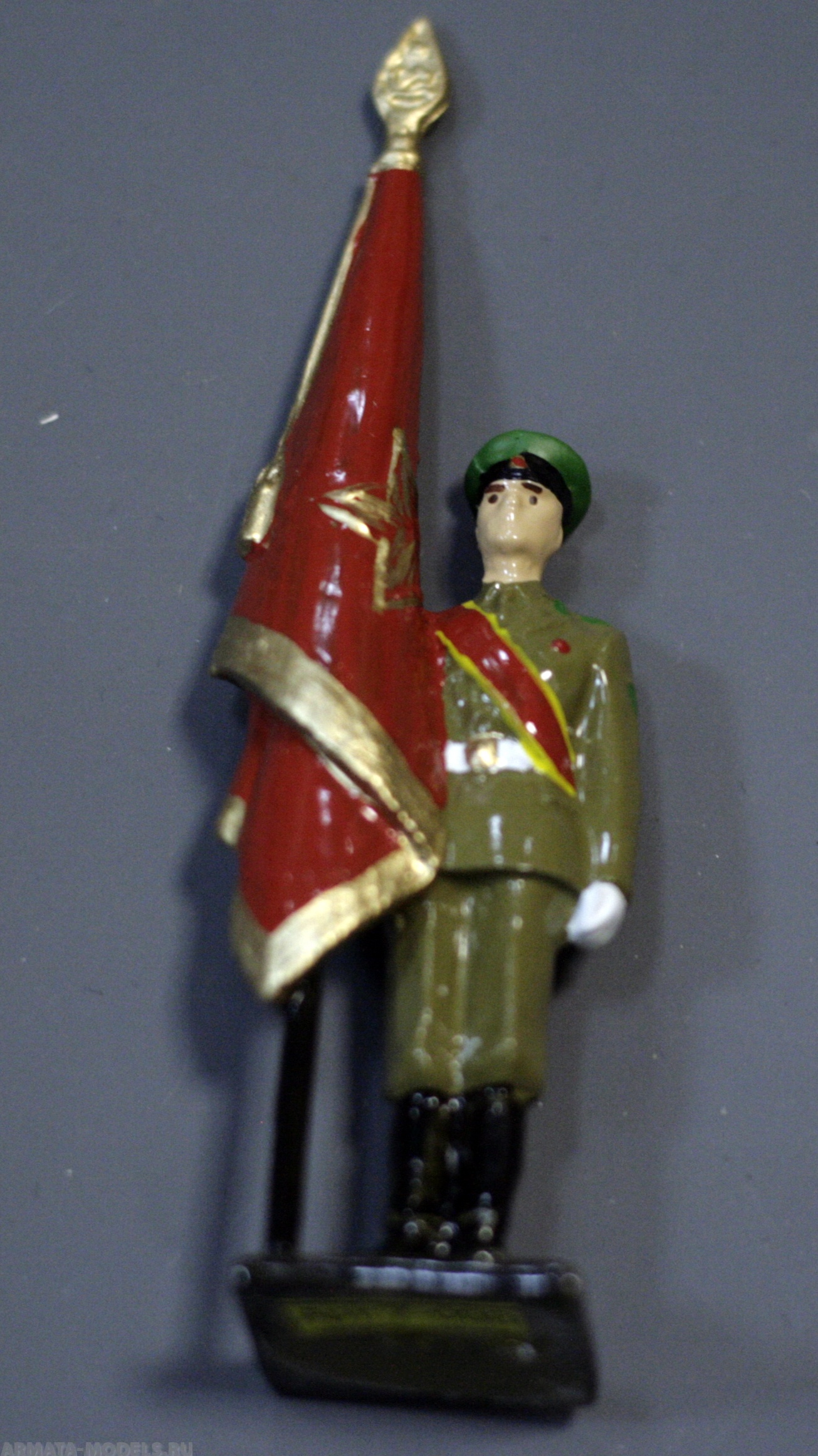 7-098 окрашеная фигура Знаменосец пограничник. СА-75 Солдатики "Ура"