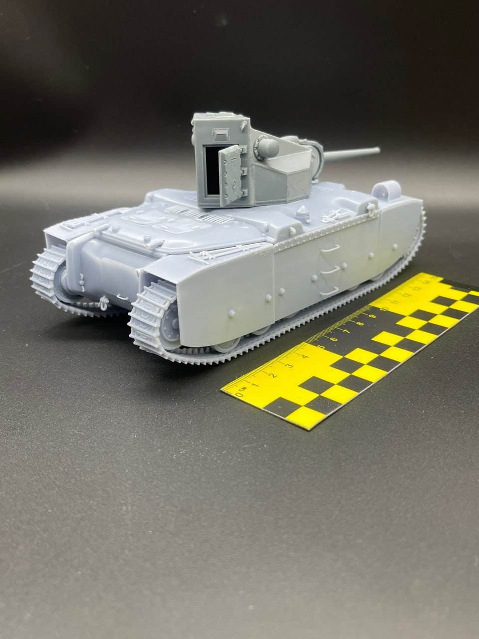 AM35956 Французский средний танк G1R с башней ARL 42 Arma Models