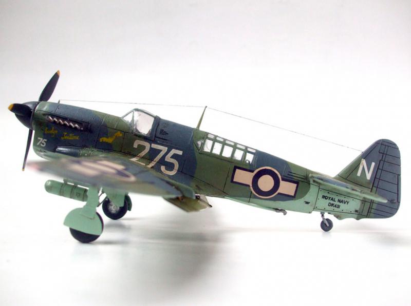 72014 Палубный истребитель Файрфлайт ARK model