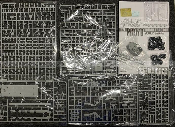 72C02SBR ТЯГАЧ M1070 И полуприцеп M1000 HET Sabre