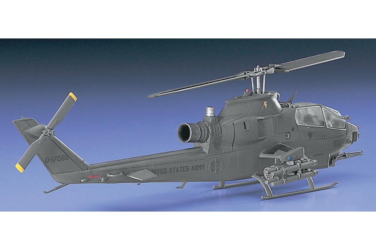 00535 Вертолет AH-1S COBRA US Hasegawa