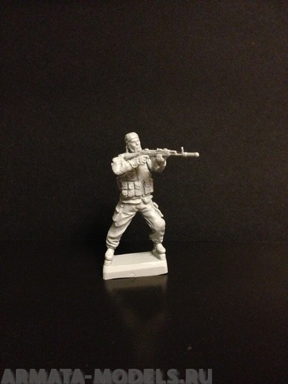 5007ТБ Боец стреляющий из автомата Три Богатыря