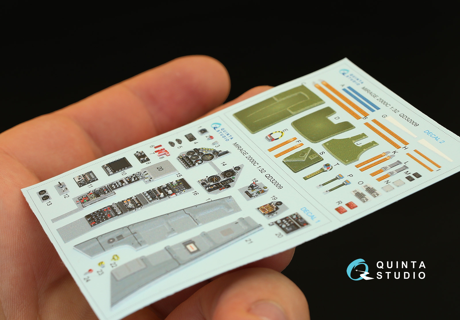 QD32009 1/32 3D Декаль интерьера кабины Mirage 2000C (для модели Kitty Hawk) Quinta Studio