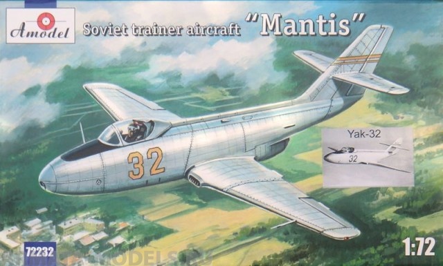 АМ72232 Як-32 Amodel