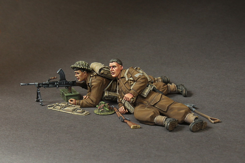 3618SOGA Sergeant and Machine gunner British infantry at rest. SOGA Miniatures