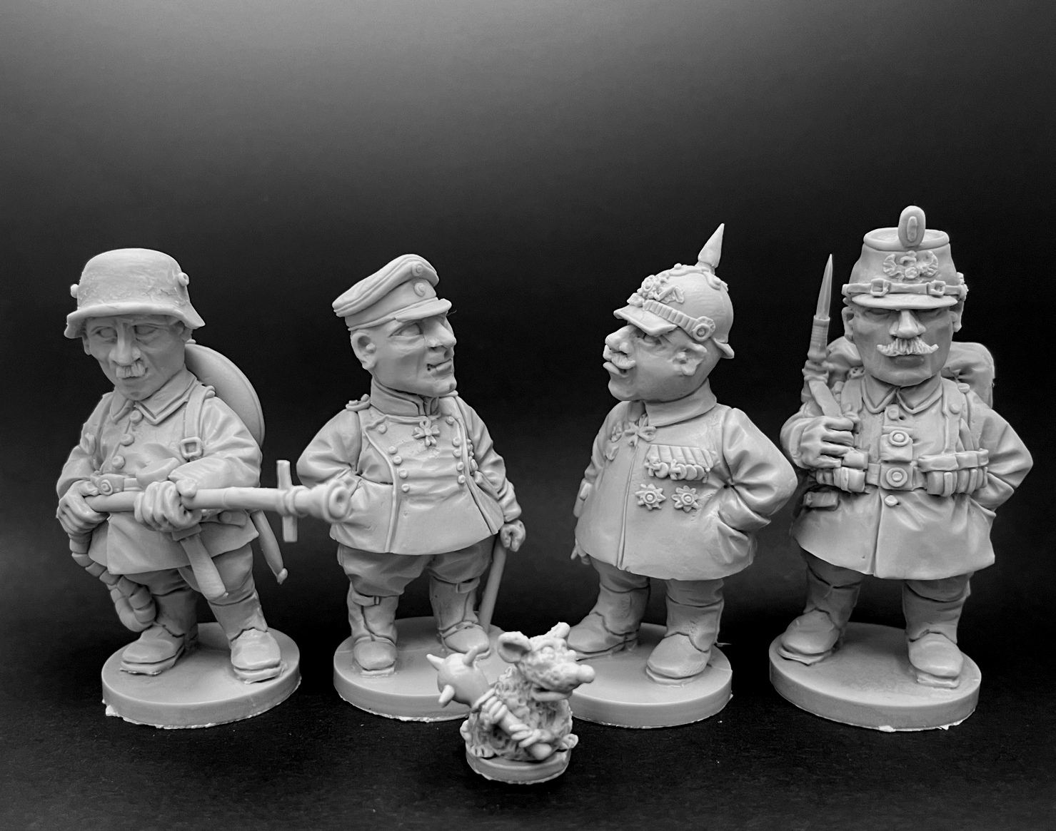 CHM-50.09. WW1: Германская армия №2. В комплекте 4 фигуры. 50 мм. Материал - смола. Chronos Miniatures