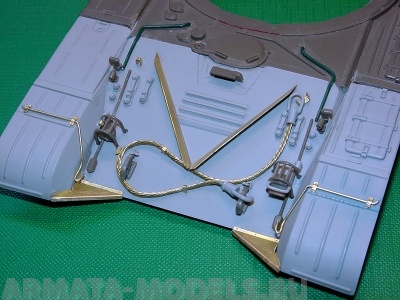 35045 Т-72А Корректирующий набор (ВЛД)  включает фототравление для моделей Тамия