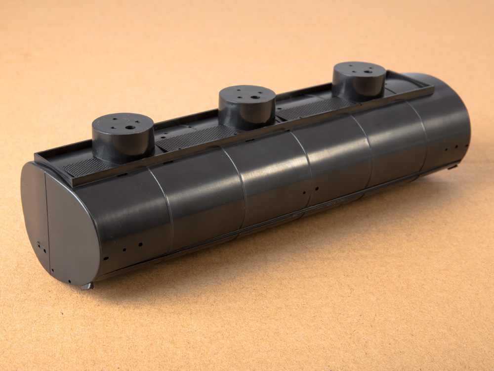 7061AVD Сборная модель КАМАЗ-54112 с полуприцепом НЕФАЗ-96742 AVD Models