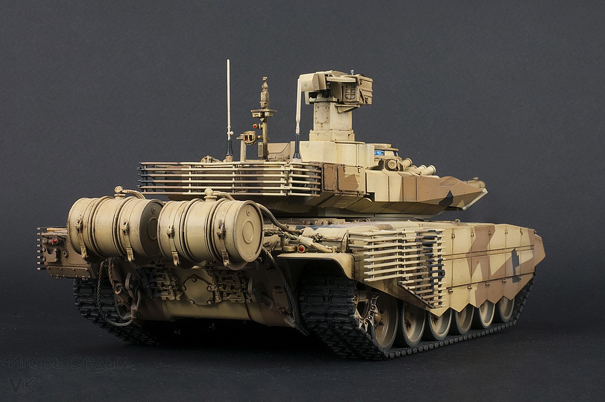 3675 Российский основной танк Т-90МС Звезда