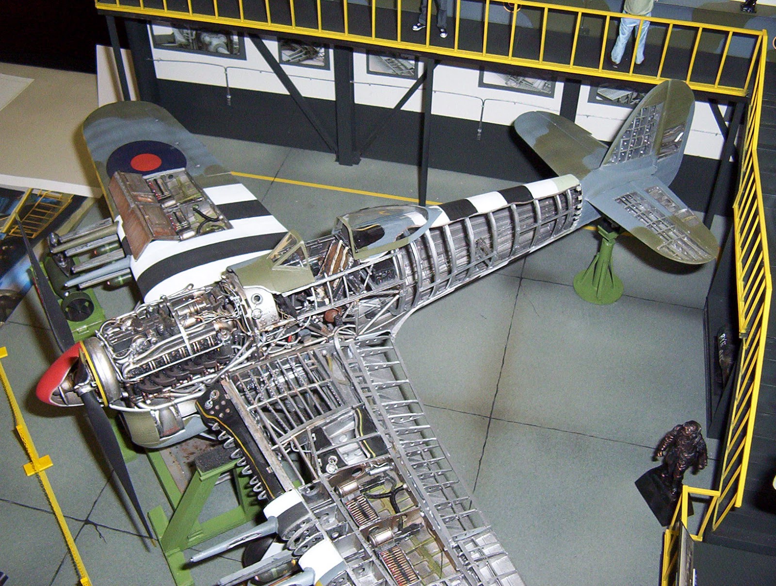 A19003  САМОЛЕТ HAWKER TYPHOON MklB Airfix