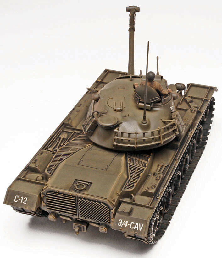 17853RE Американский средний танк «Паттон 48» Revell