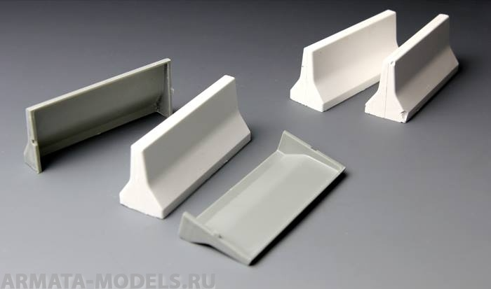 SPS-012 Concrete & Plastic Barrier Set