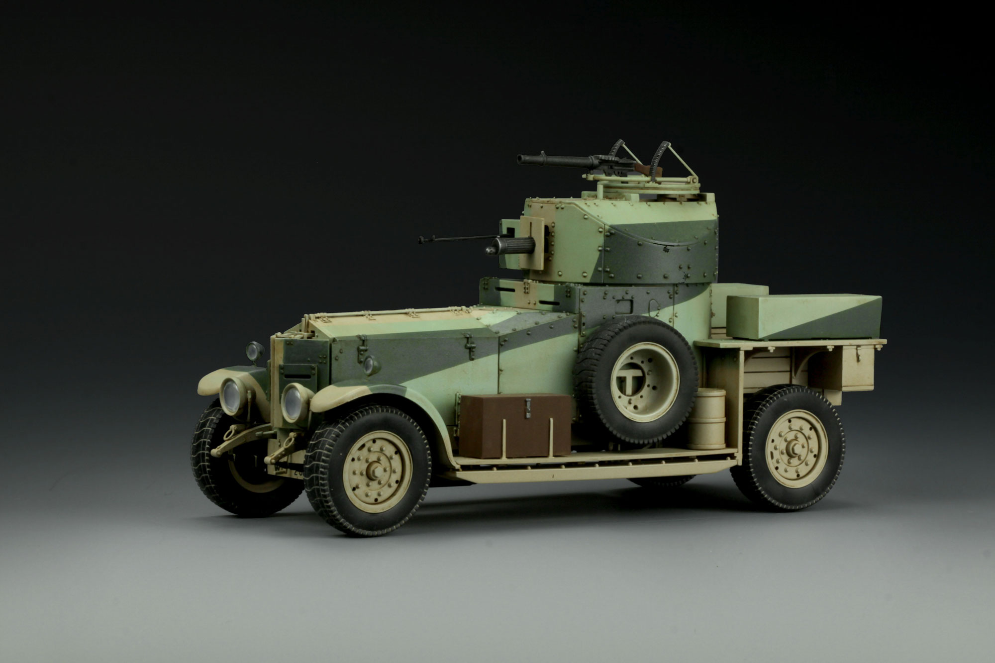 VS-010 1/35 British R-R Armored Car Pattern 1914/1920 Meng