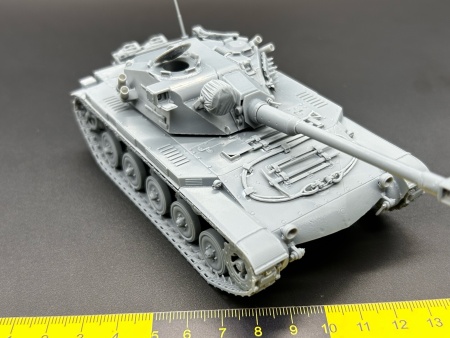 AM36022 Французский легкий танк AMX ELC bis «Елка» Arma Models