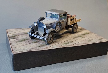 НЕ-35164 Подставка на деревянном настиле