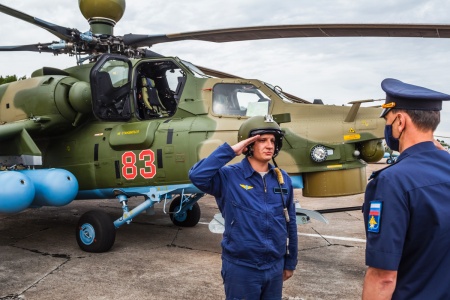 AM48223 Пилоты «После успешного задания»3 фигуры  (Не для свободной продажи)