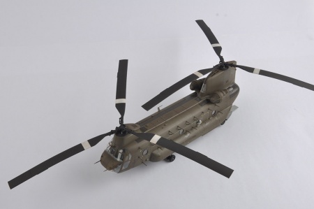 81773HB Сборная модель Вертолет CH-47D CHINOOK Hobby Boss